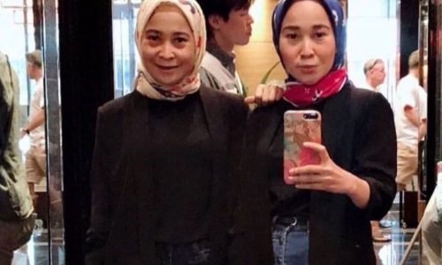 Ini wajah tersangka kasus penipuan preorder iPhone Si Kembar Rihana dan Rihani.(Tangkapan layar akun Twitter @mazzini_gsp)