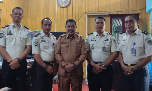 Hijau Ilustrasi Konsep 3R Presentasi